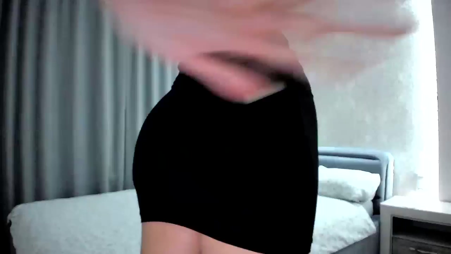 Gallery image thumbnail from Amber_Fry's myfreecams stream on, 10/29/2024, 19:46 image 3 of 20