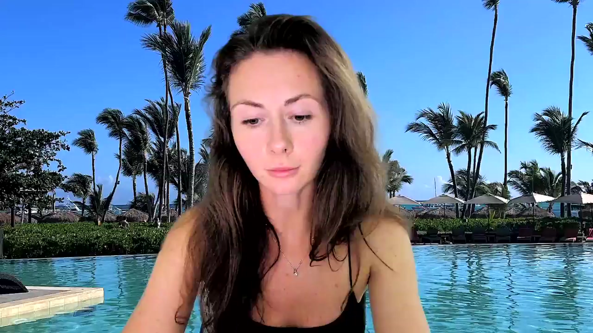 Gallery image thumbnail from Amber_Fry's myfreecams stream on, 10/29/2024, 21:12 image 12 of 20
