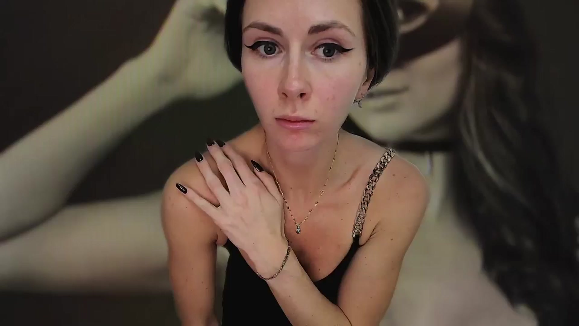 Gallery image thumbnail from Amber_Fry's myfreecams stream on, 11/16/2024, 20:02 image 2 of 20