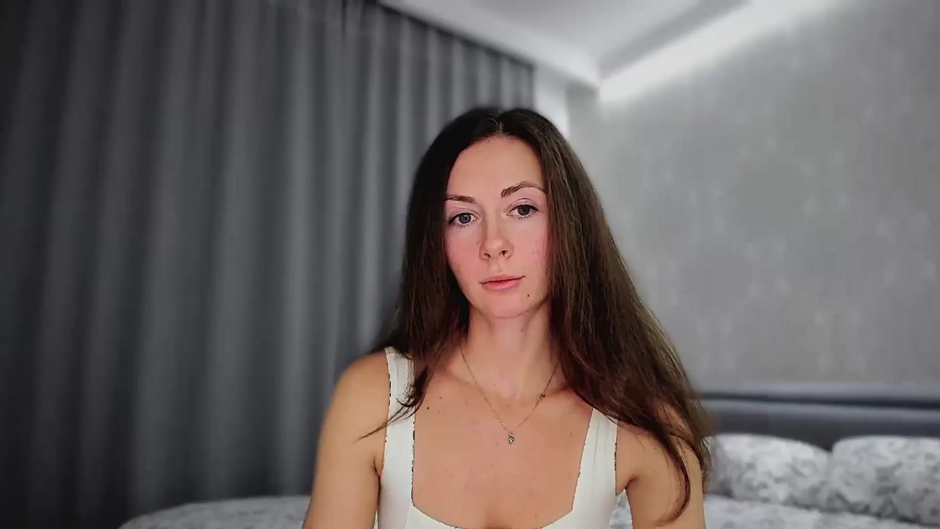 Gallery image thumbnail from Amber_Fry's myfreecams stream on, 11/19/2024, 20:37 image 15 of 20