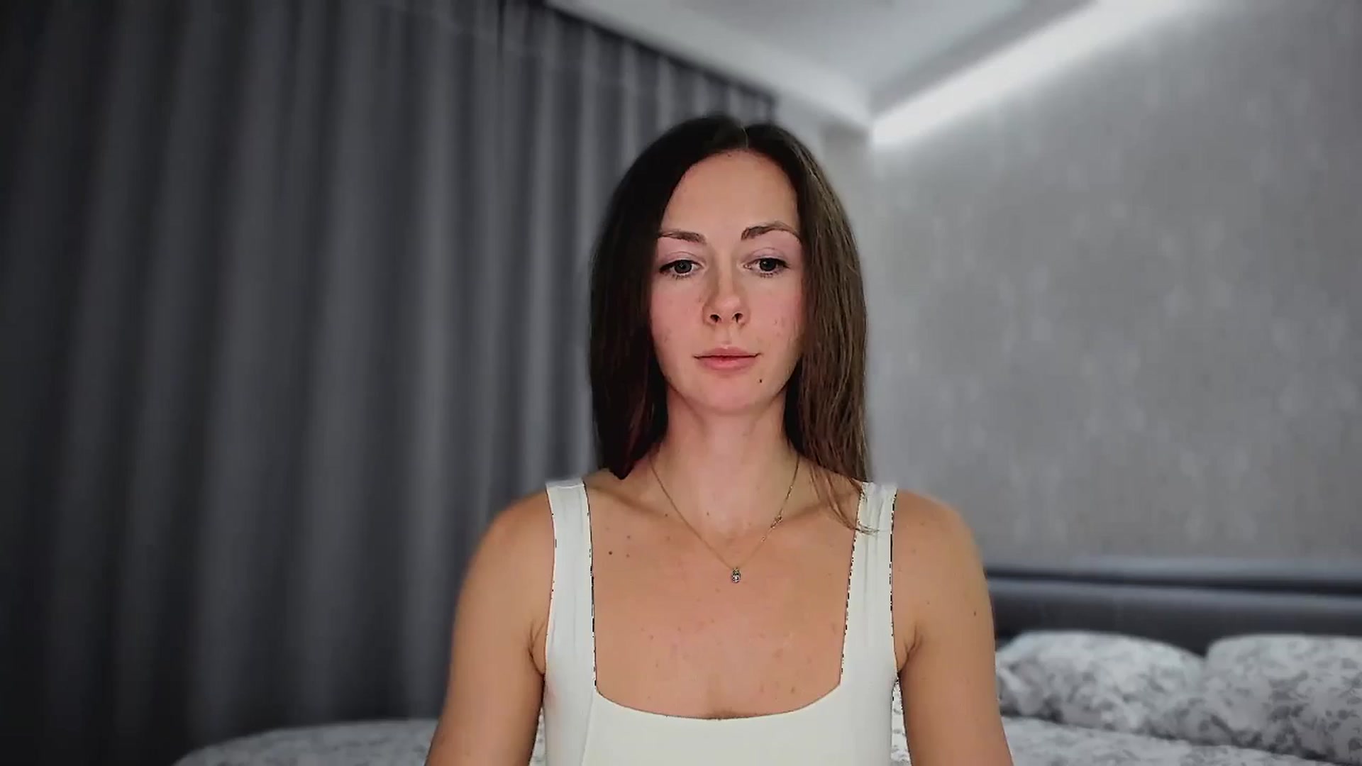 Gallery image thumbnail from Amber_Fry's myfreecams stream on, 11/19/2024, 20:37 image 16 of 20