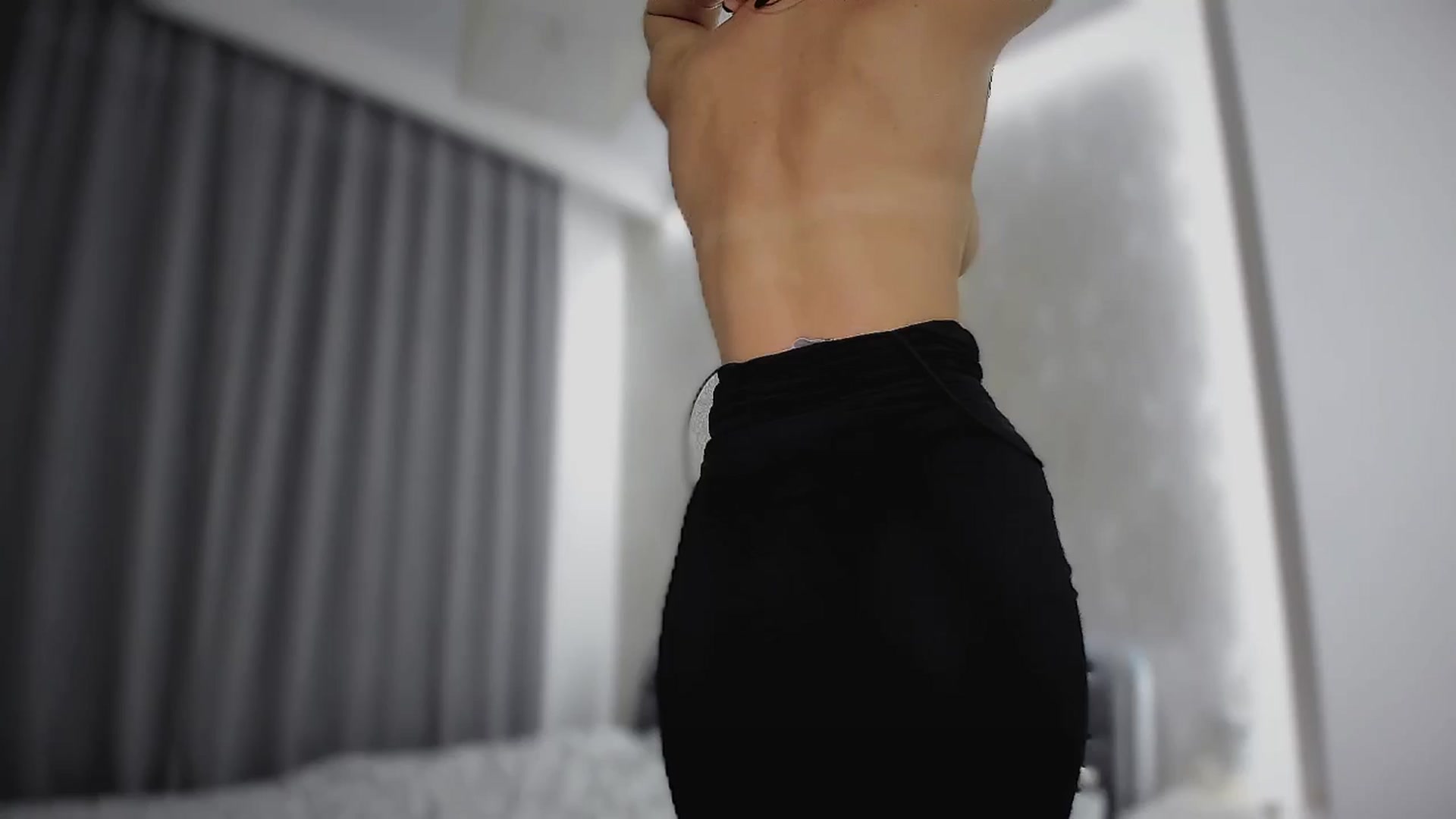 Gallery image thumbnail from Amber_Fry's myfreecams stream on, 11/21/2024, 20:56 image 2 of 20