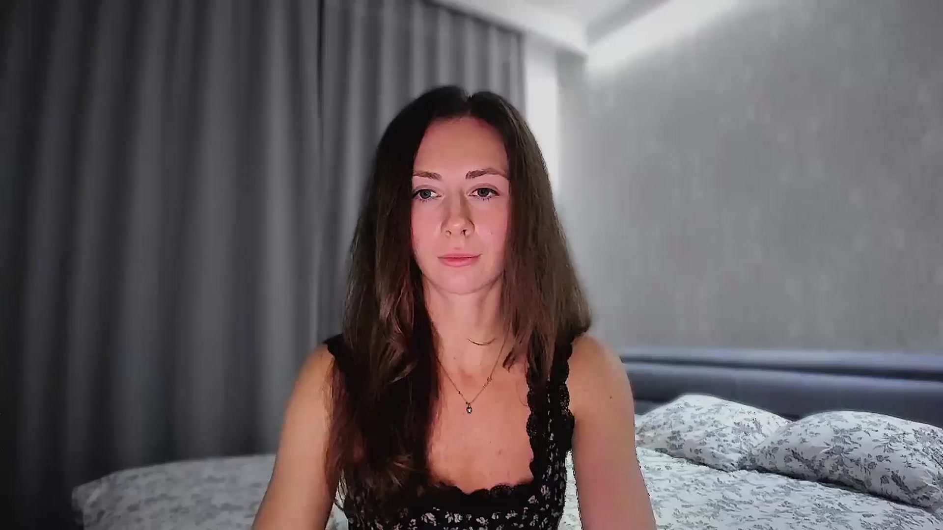 Gallery image thumbnail from Amber_Fry's myfreecams stream on, 11/22/2024, 19:55 image 18 of 20