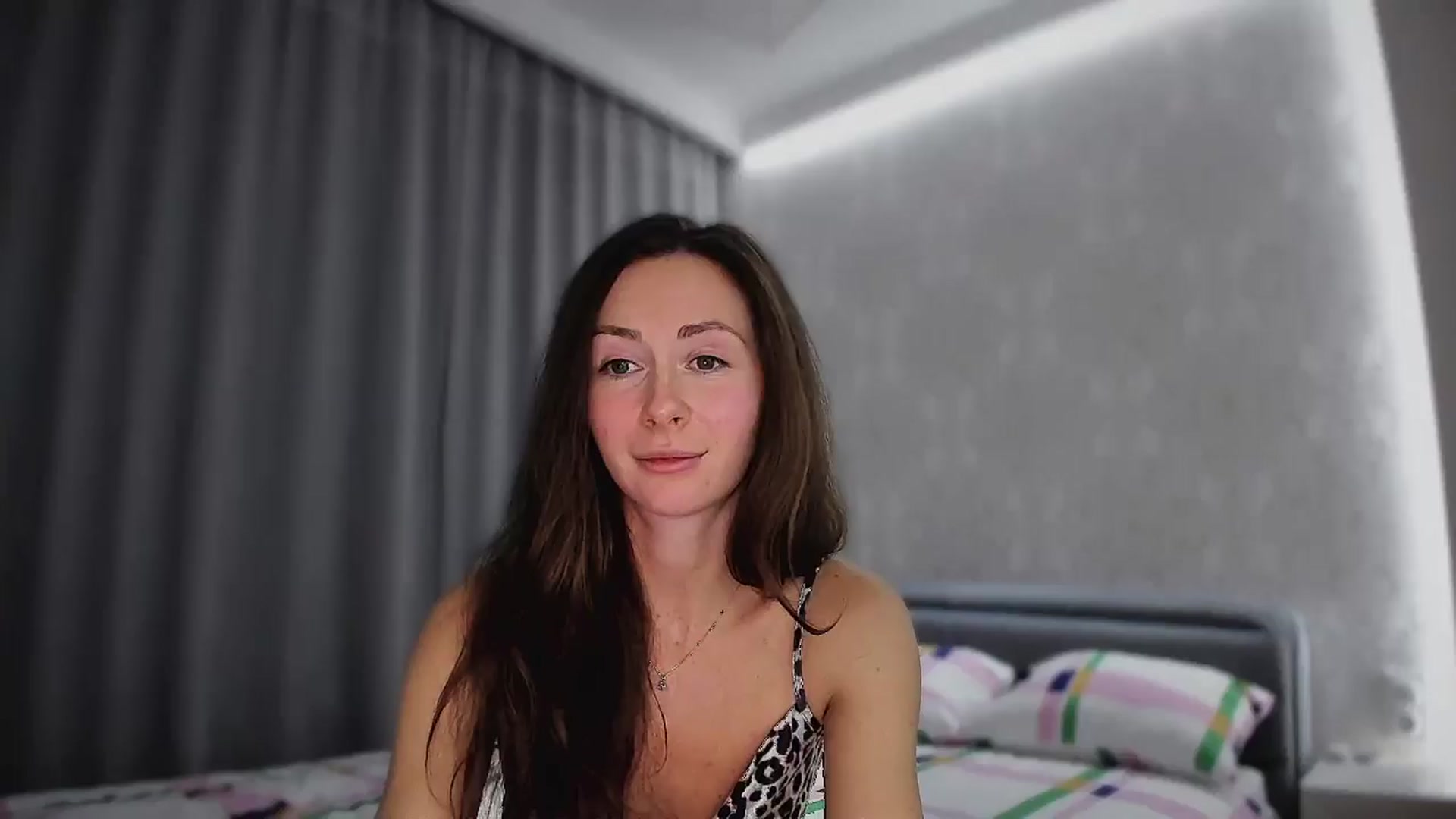 Gallery image thumbnail from Amber_Fry's myfreecams stream on, 11/25/2024, 21:51 image 10 of 20