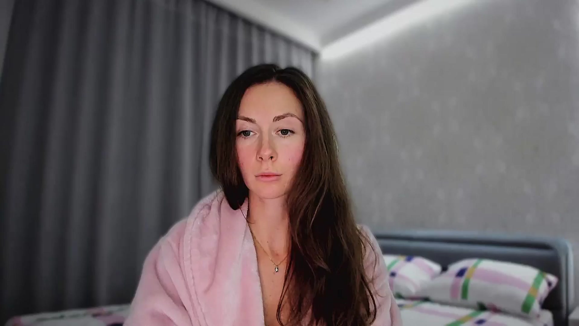 Gallery image thumbnail from Amber_Fry's myfreecams stream on, 11/25/2024, 21:51 image 16 of 20