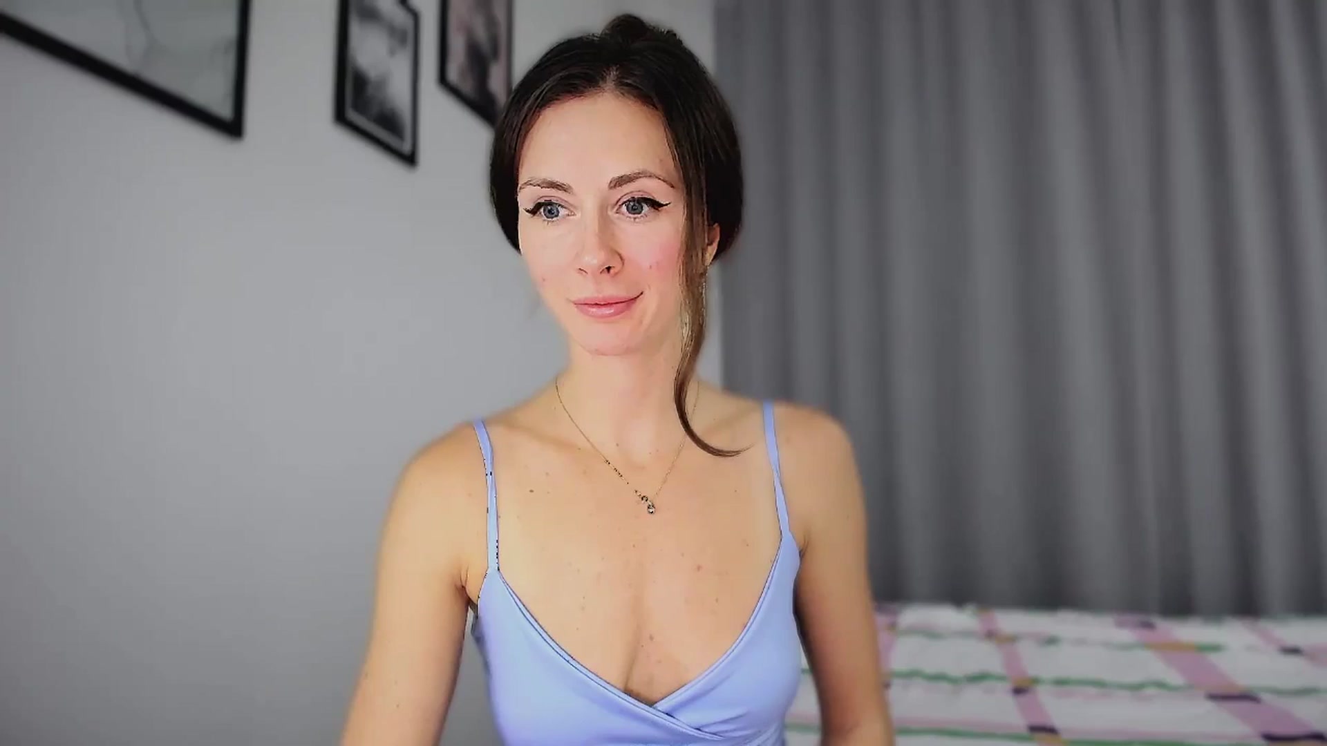 Gallery image thumbnail from Amber_Fry's myfreecams stream on, 11/26/2024, 19:51 image 11 of 20