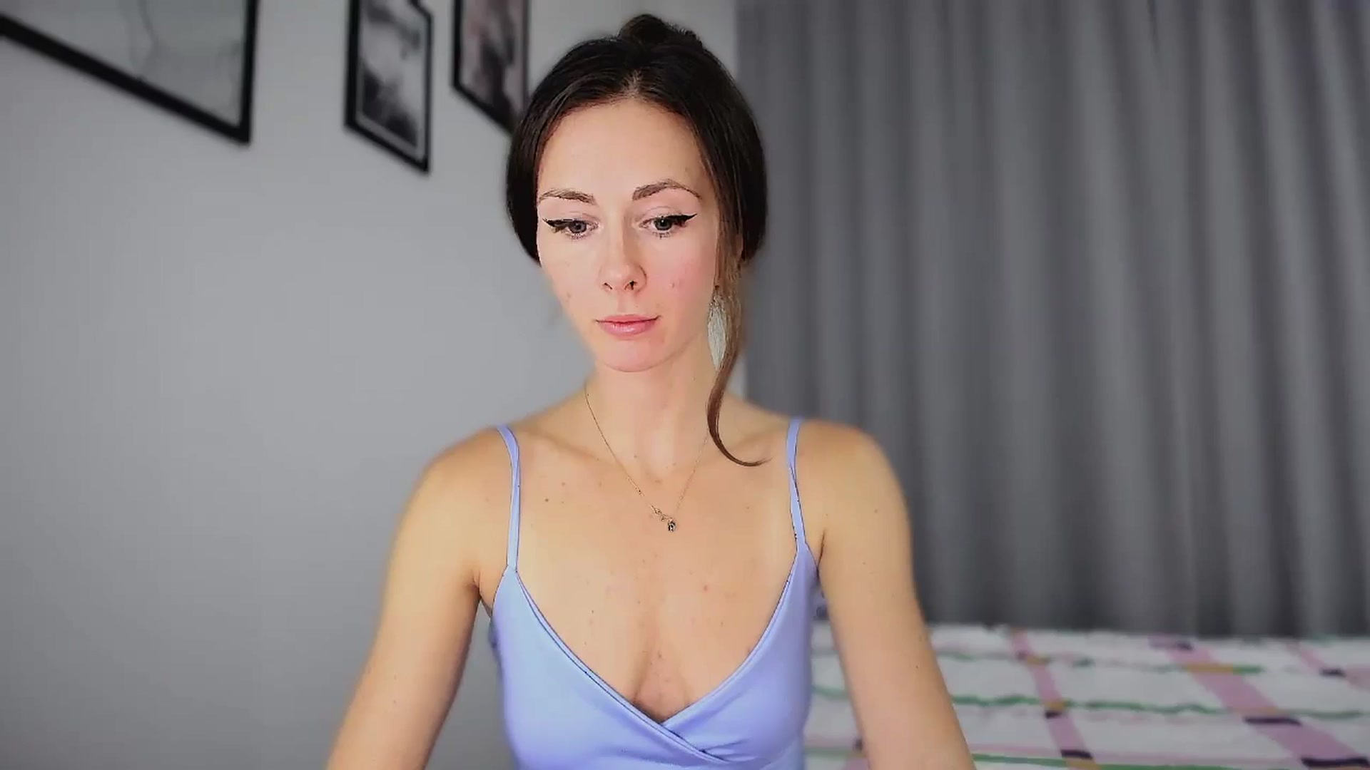 Gallery image thumbnail from Amber_Fry's myfreecams stream on, 11/26/2024, 19:51 image 8 of 20