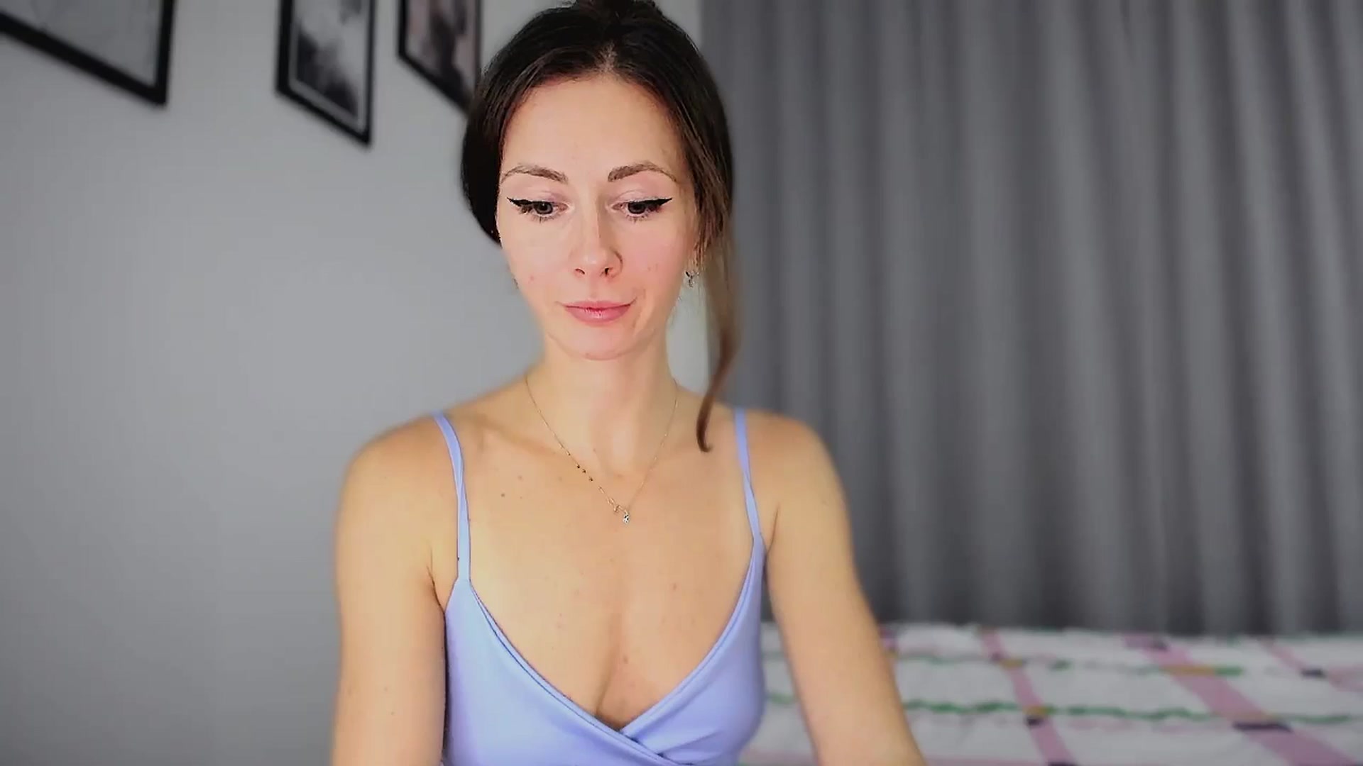 Gallery image thumbnail from Amber_Fry's myfreecams stream on, 11/26/2024, 19:51 image 1 of 20