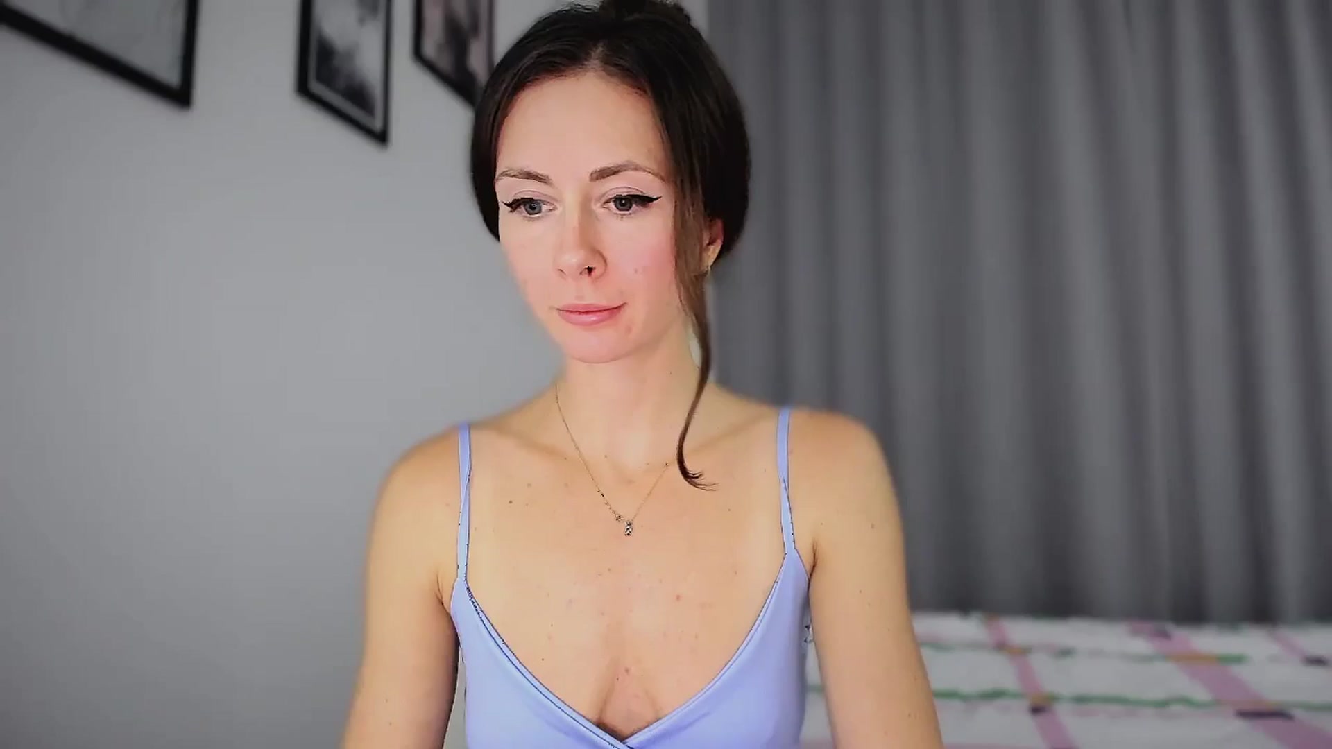 Gallery image thumbnail from Amber_Fry's myfreecams stream on, 11/26/2024, 19:51 image 19 of 20