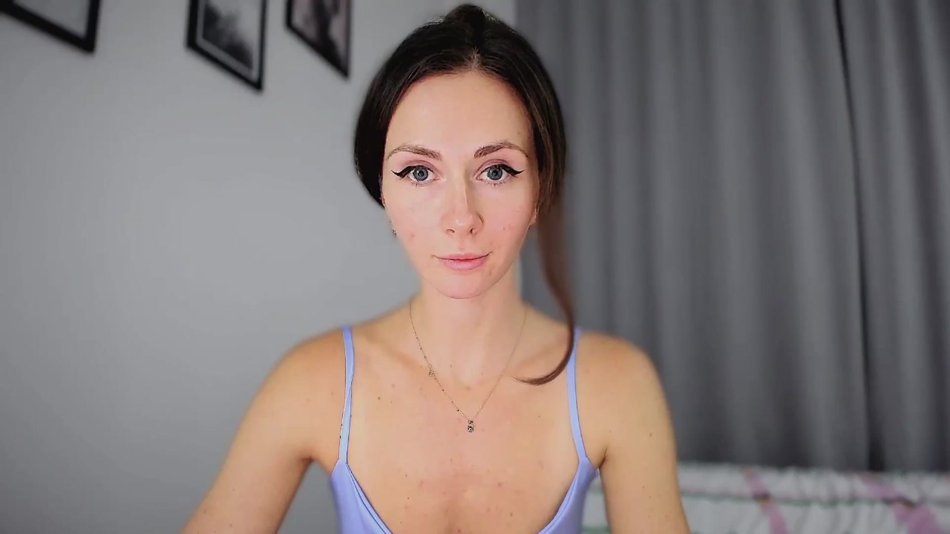 Gallery image thumbnail from Amber_Fry's myfreecams stream on, 11/26/2024, 21:58 image 16 of 20