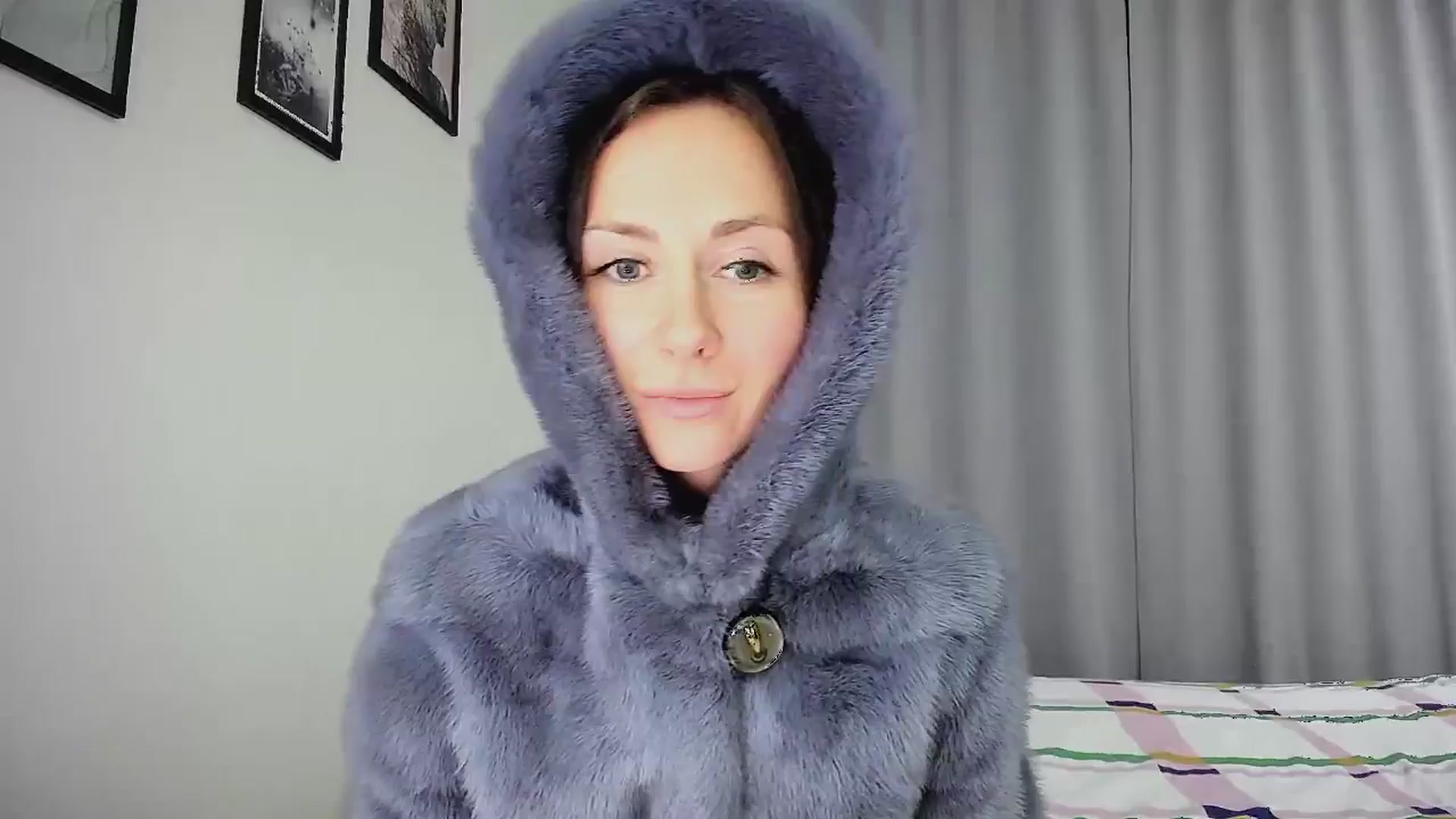 Gallery image thumbnail from Amber_Fry's myfreecams stream on, 11/28/2024, 22:00 image 11 of 20