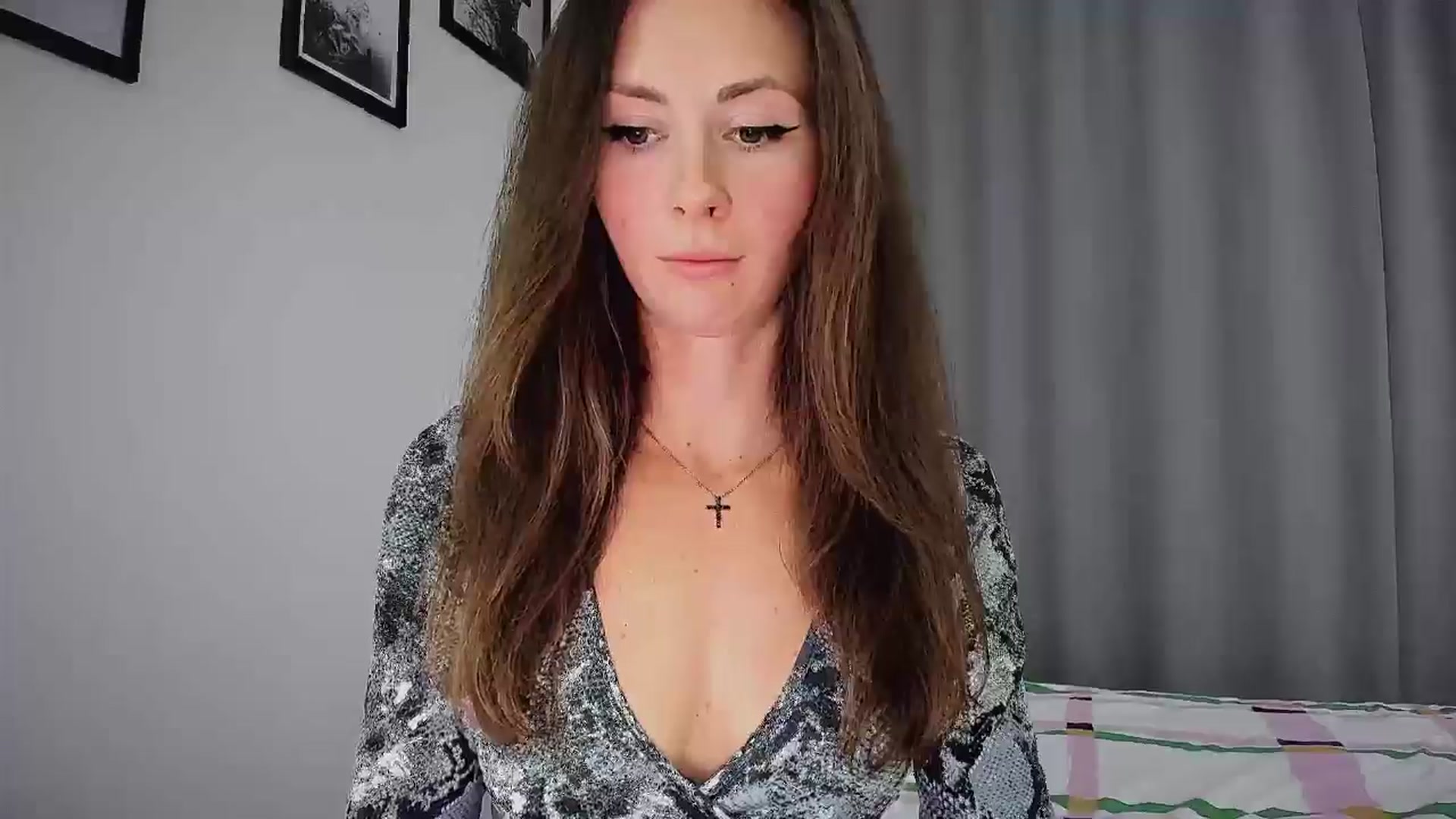 Gallery image thumbnail from Amber_Fry's myfreecams stream on, 11/29/2024, 20:39 image 20 of 20