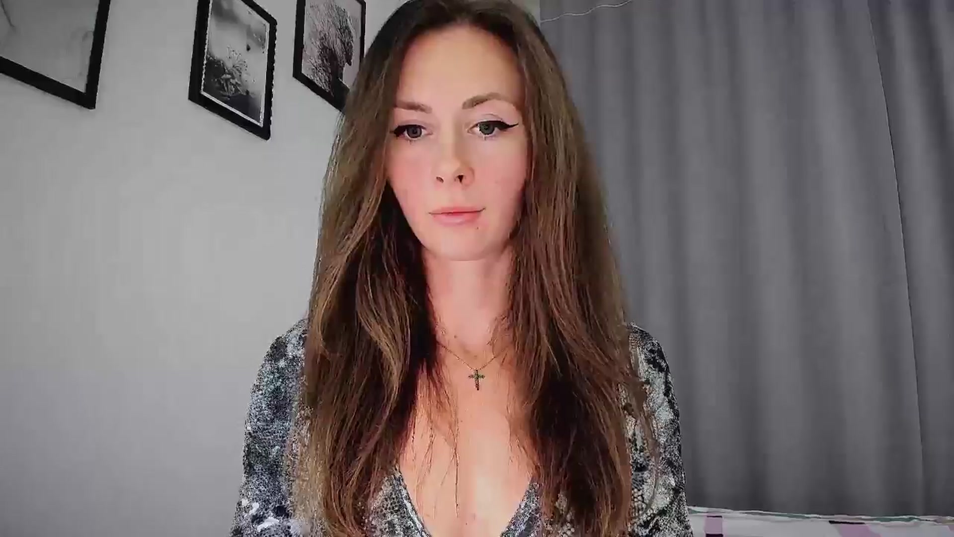 Gallery image thumbnail from Amber_Fry's myfreecams stream on, 11/29/2024, 20:39 image 17 of 20