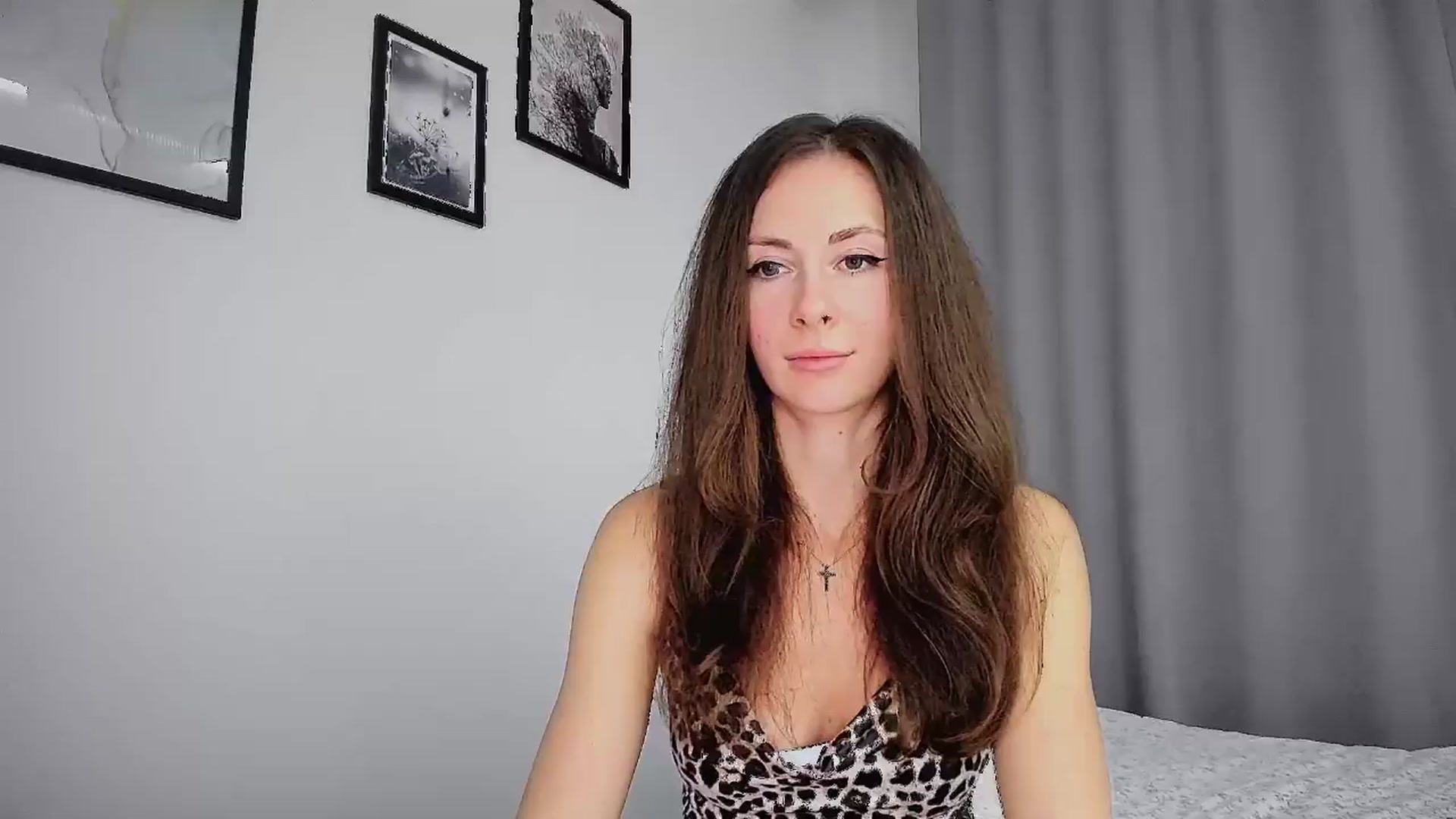 Gallery image thumbnail from Amber_Fry's myfreecams stream on, 12/03/2024, 19:22 image 14 of 20