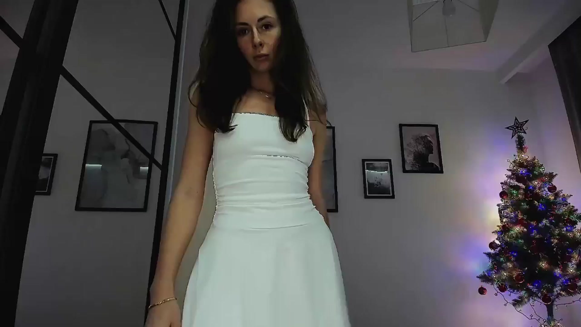 Gallery image thumbnail from Amber_Fry's myfreecams stream on, 12/07/2024, 22:29 image 11 of 20