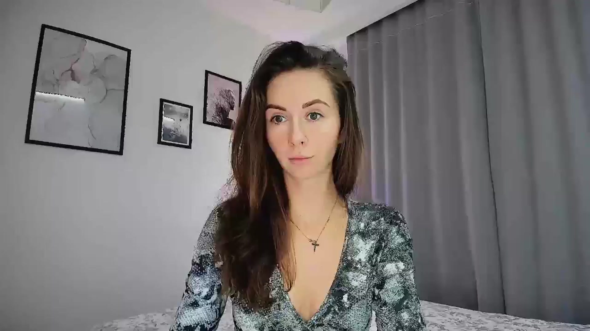 Gallery image thumbnail from Amber_Fry's myfreecams stream on, 12/08/2024, 21:12 image 1 of 20