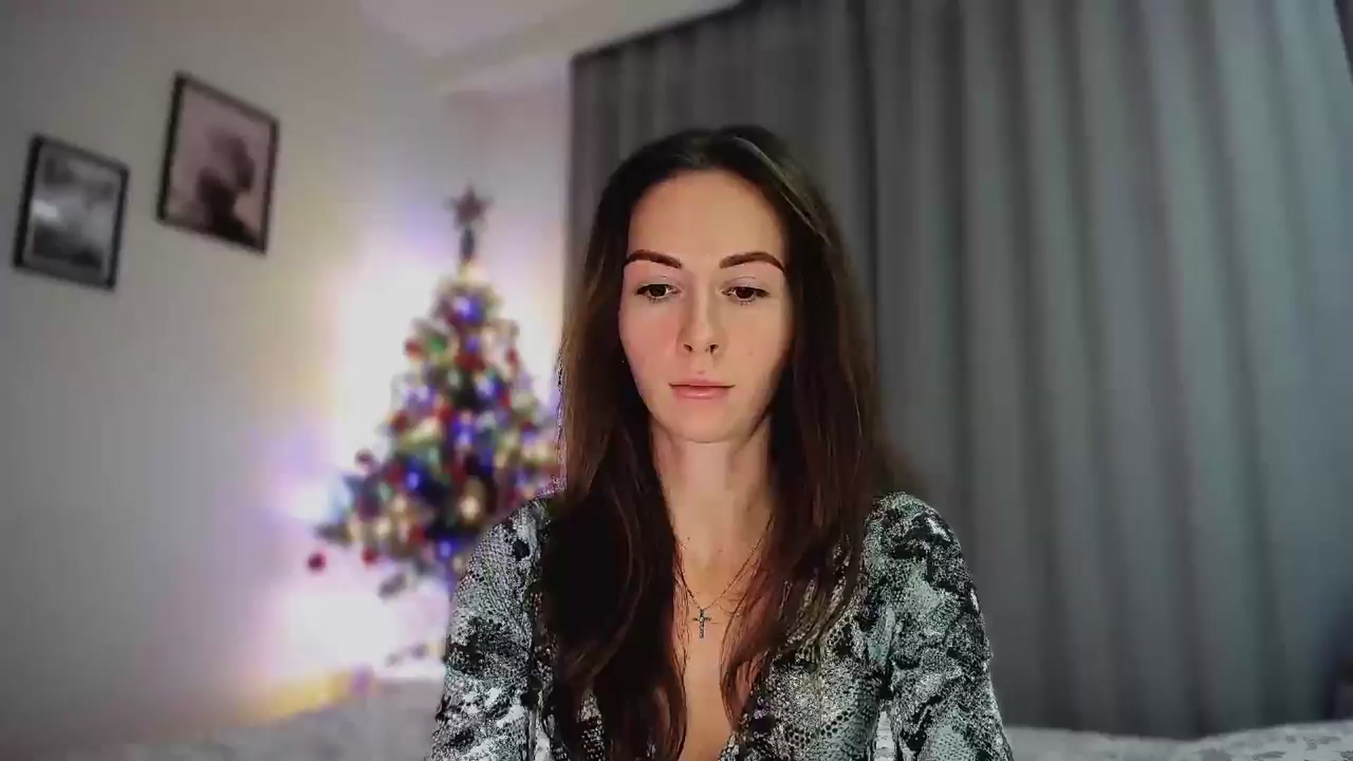 Gallery image thumbnail from Amber_Fry's myfreecams stream on, 12/08/2024, 22:02 image 8 of 20