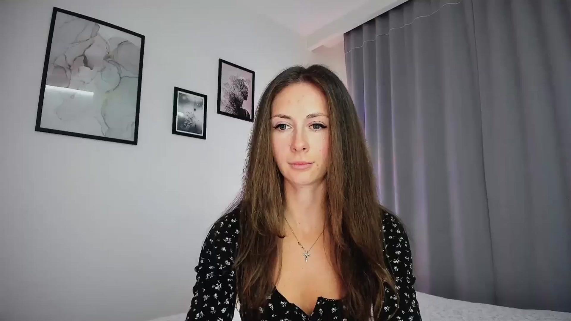Gallery image thumbnail from Amber_Fry's myfreecams stream on, 01/03/2025, 19:16 image 10 of 20