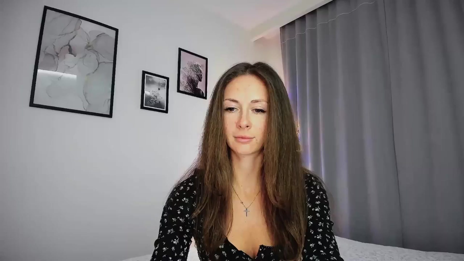 Gallery image thumbnail from Amber_Fry's myfreecams stream on, 01/03/2025, 19:16 image 4 of 20