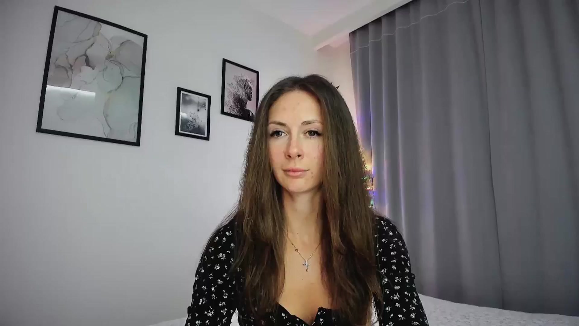 Gallery image thumbnail from Amber_Fry's myfreecams stream on, 01/03/2025, 19:16 image 20 of 20