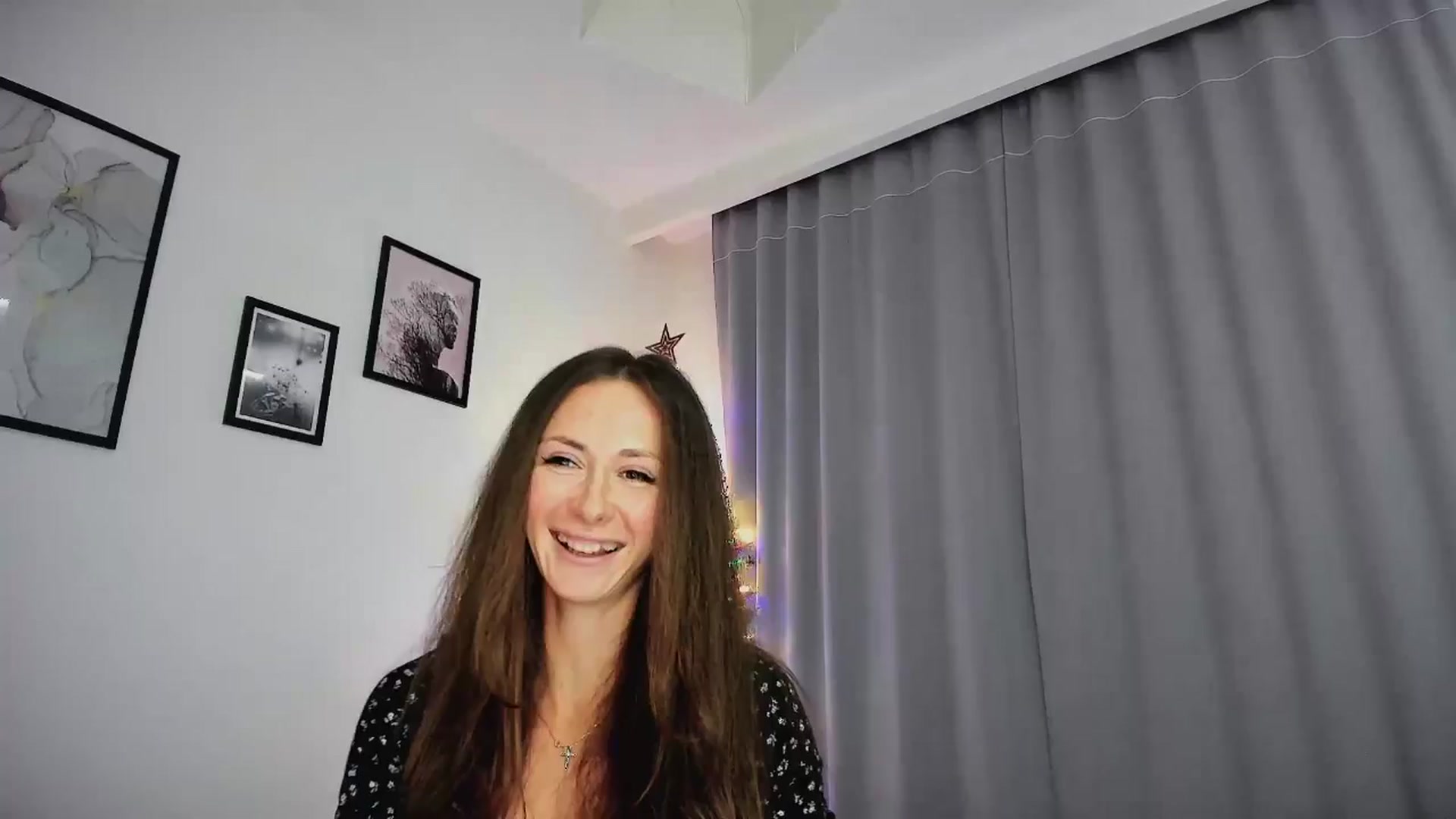 Gallery image thumbnail from Amber_Fry's myfreecams stream on, 01/03/2025, 22:28 image 3 of 20
