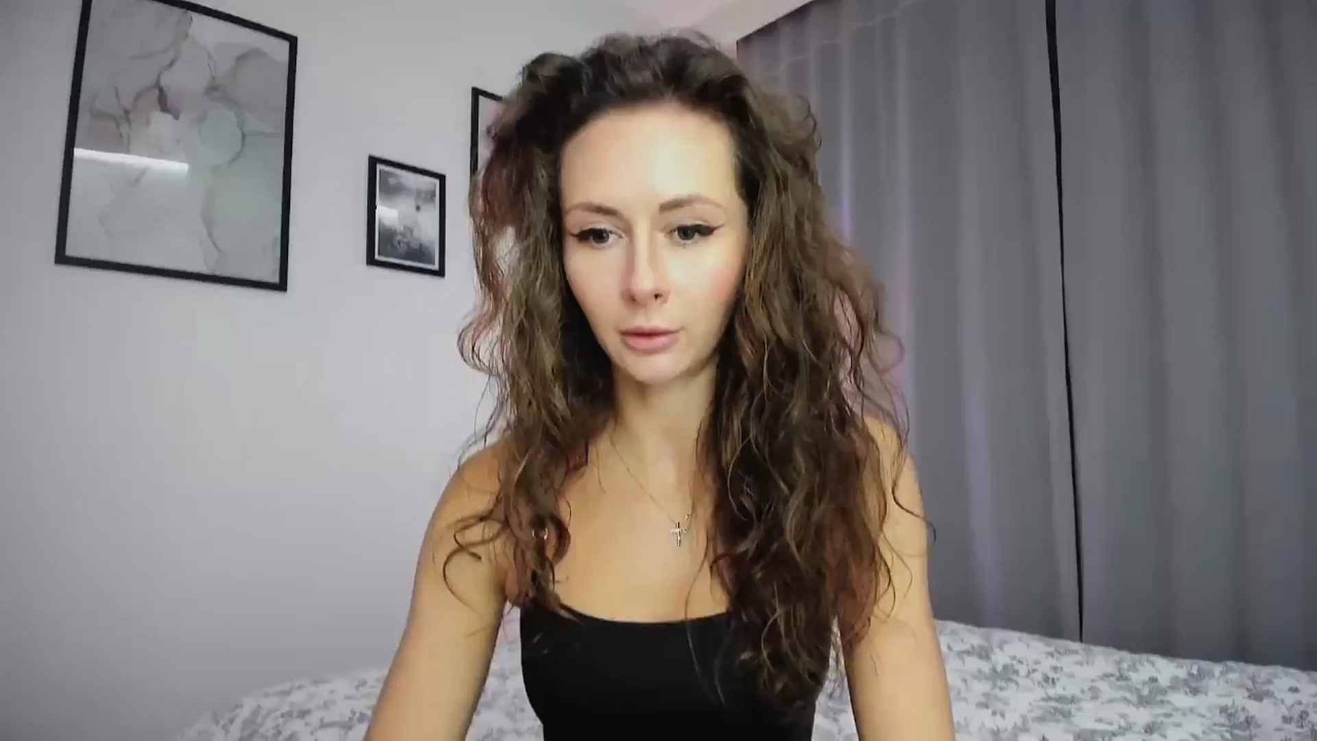 Gallery image thumbnail from Amber_Fry's myfreecams stream on, 01/08/2025, 19:50 image 10 of 20