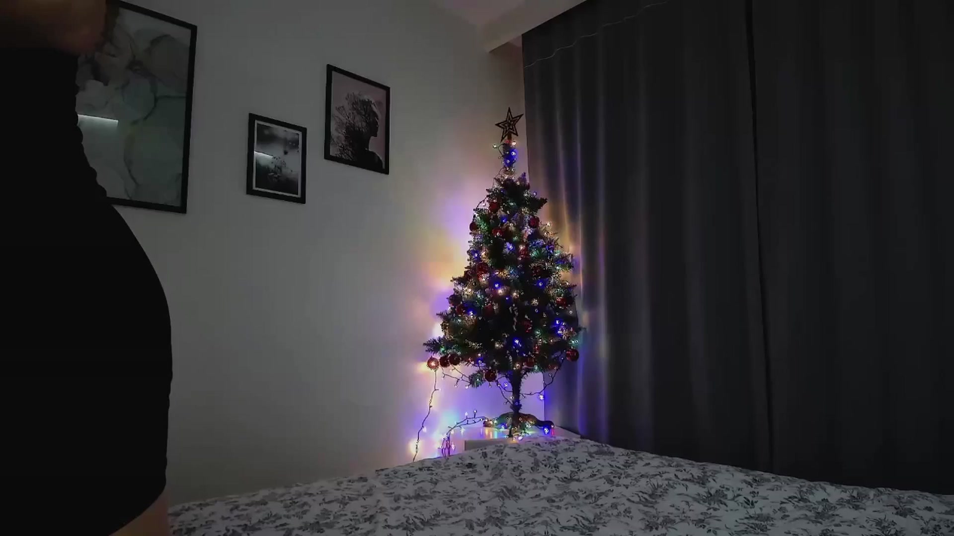 Gallery image thumbnail from Amber_Fry's myfreecams stream on, 01/08/2025, 19:50 image 20 of 20