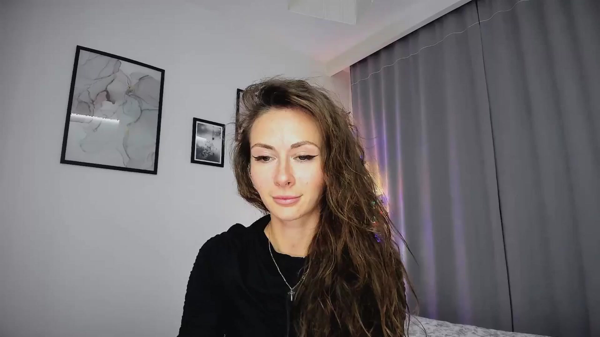 Gallery image thumbnail from Amber_Fry's myfreecams stream on, 01/09/2025, 19:54 image 15 of 20