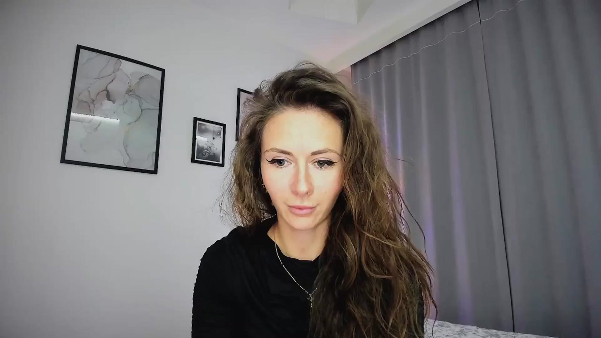 Gallery image thumbnail from Amber_Fry's myfreecams stream on, 01/09/2025, 19:54 image 18 of 20