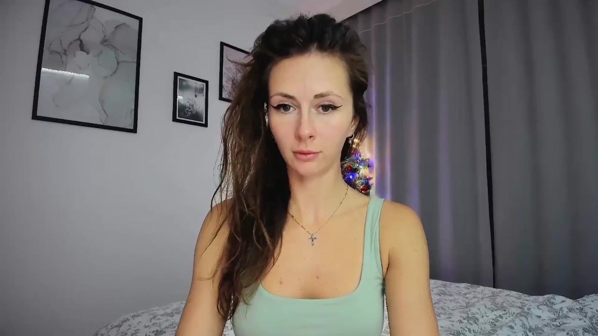 Gallery image thumbnail from Amber_Fry's myfreecams stream on, 01/11/2025, 18:46 image 7 of 20