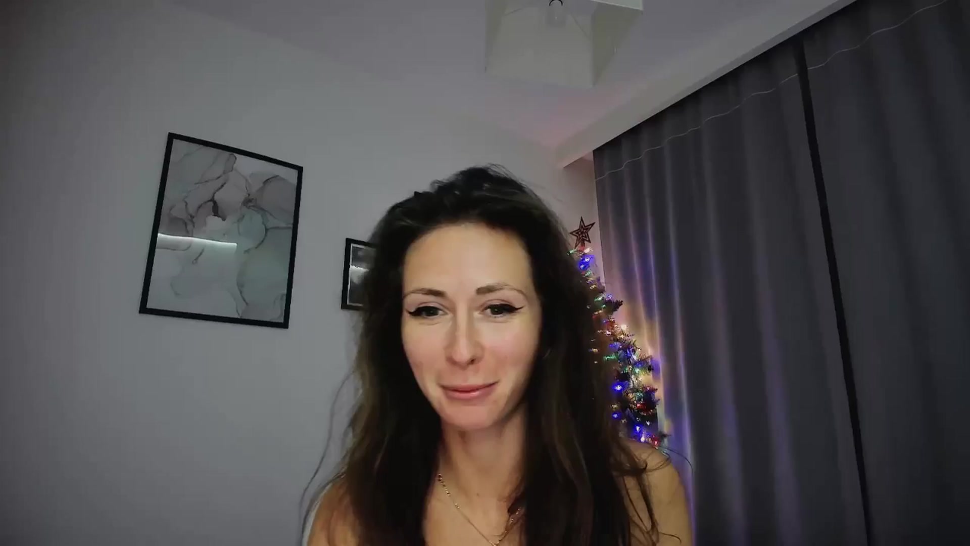 Gallery image thumbnail from Amber_Fry's myfreecams stream on, 01/11/2025, 19:23 image 17 of 20