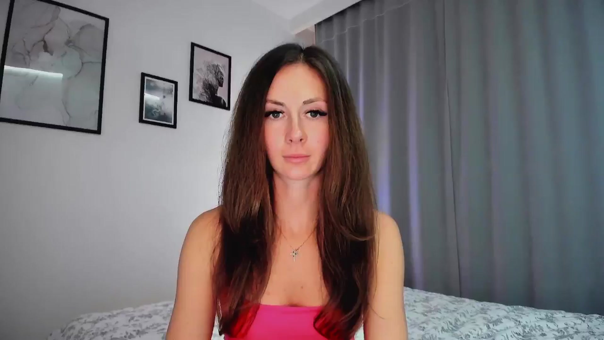 Gallery image thumbnail from Amber_Fry's myfreecams stream on, 01/12/2025, 19:02 image 16 of 20