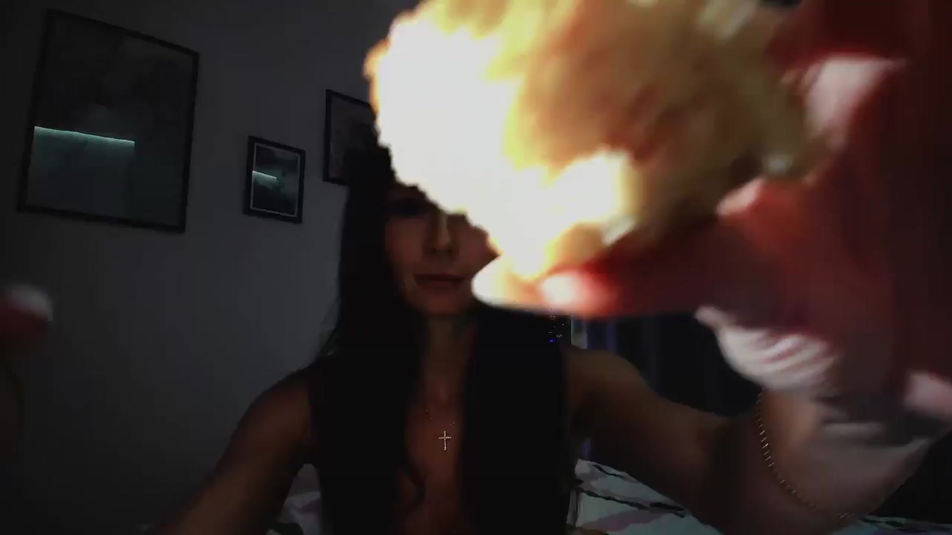 Gallery image thumbnail from Amber_Fry's myfreecams stream on, 01/14/2025, 20:04 image 20 of 20