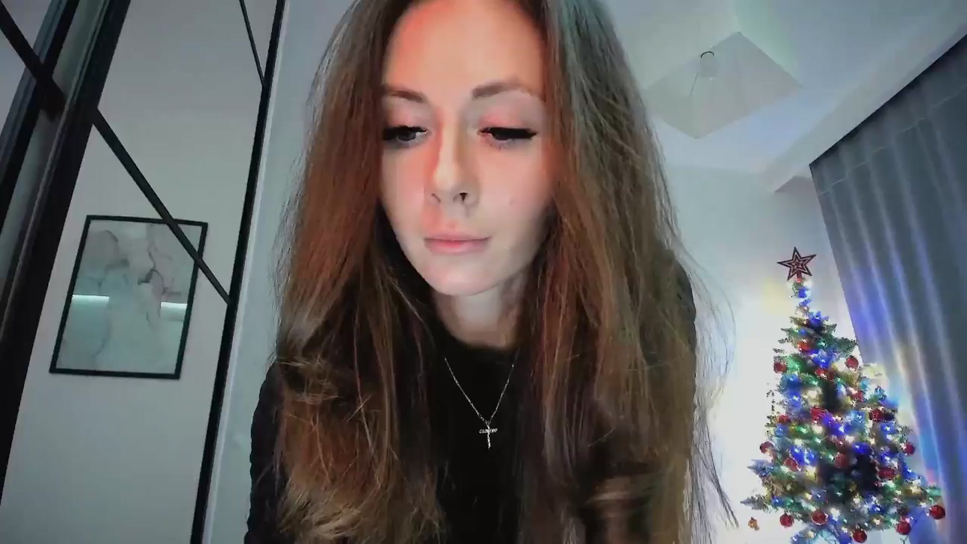 Gallery image thumbnail from Amber_Fry's myfreecams stream on, 01/18/2025, 19:10 image 19 of 20