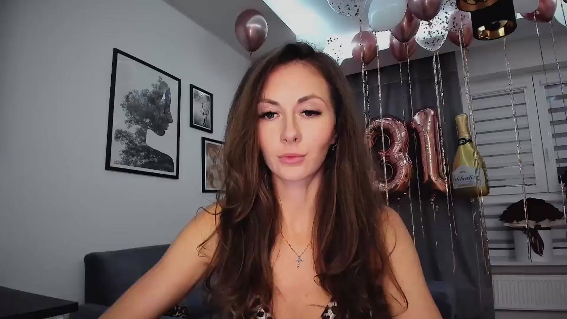 Gallery image thumbnail from Amber_Fry's myfreecams stream on, 01/19/2025, 21:41 image 11 of 20