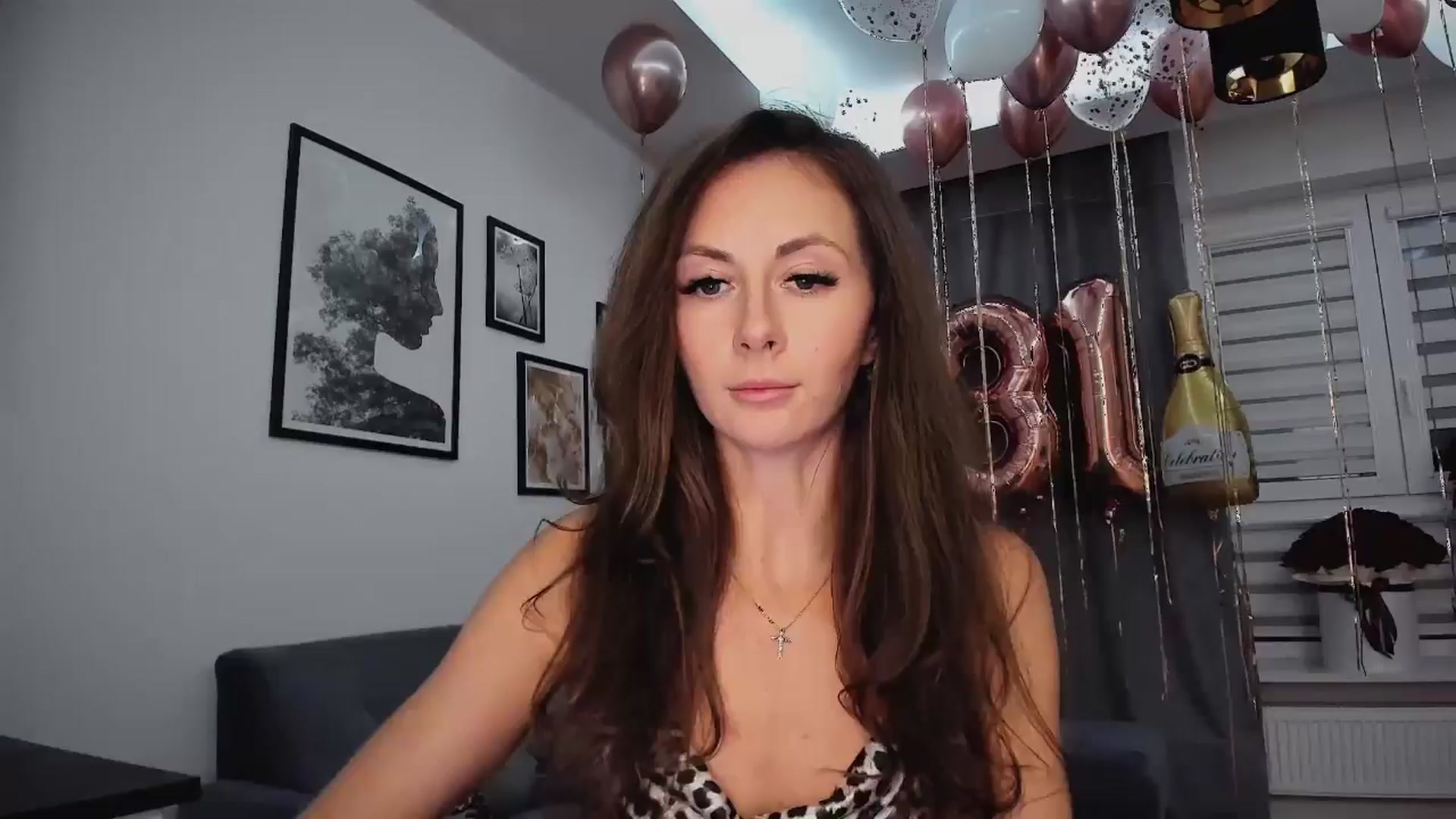 Gallery image thumbnail from Amber_Fry's myfreecams stream on, 01/19/2025, 21:41 image 13 of 20