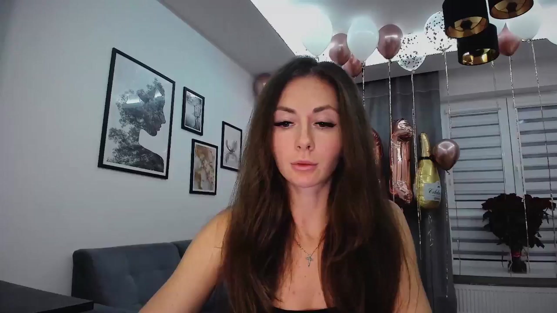 Gallery image thumbnail from Amber_Fry's myfreecams stream on, 01/21/2025, 21:41 image 1 of 20