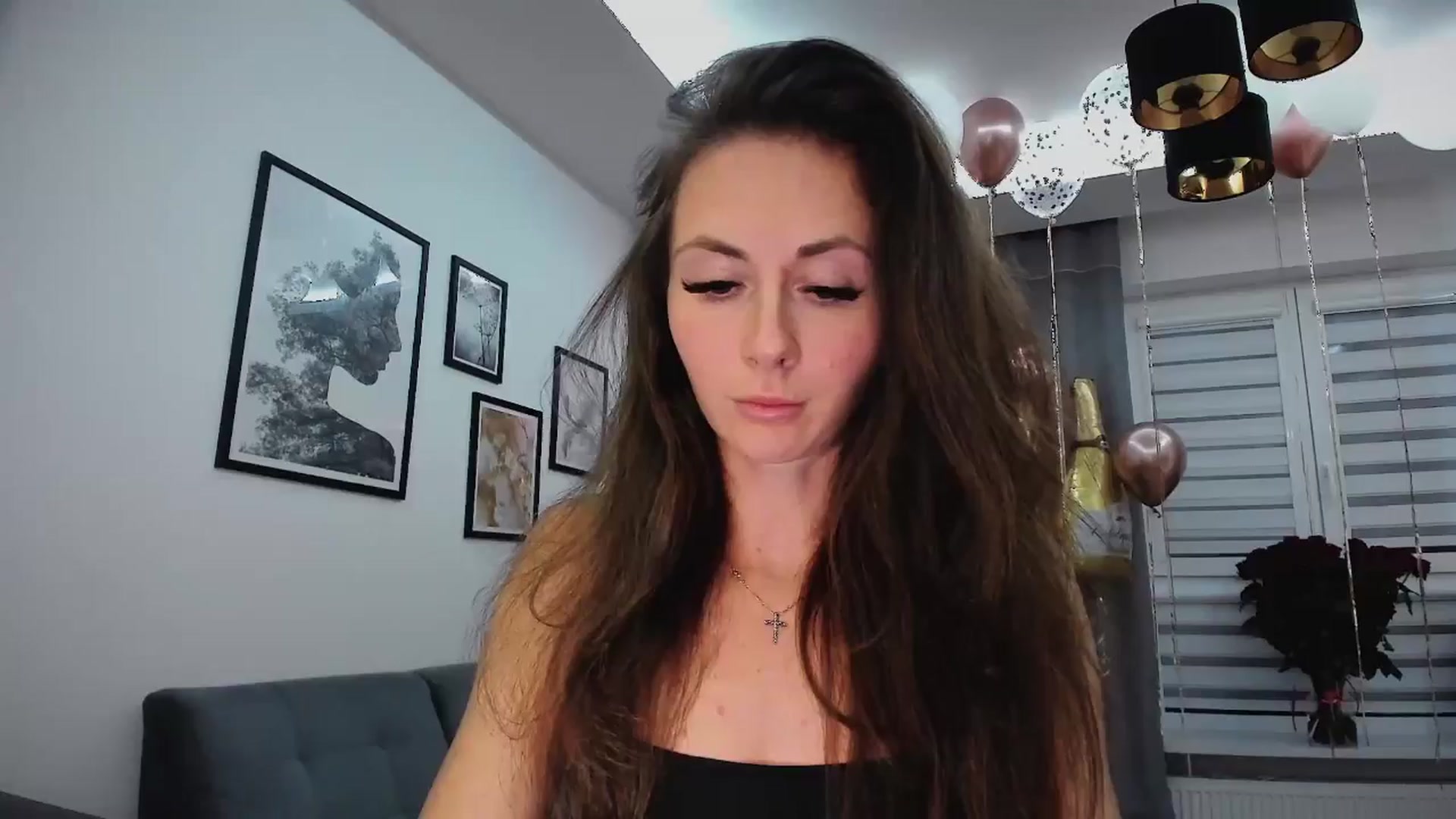 Gallery image thumbnail from Amber_Fry's myfreecams stream on, 01/21/2025, 21:41 image 9 of 20