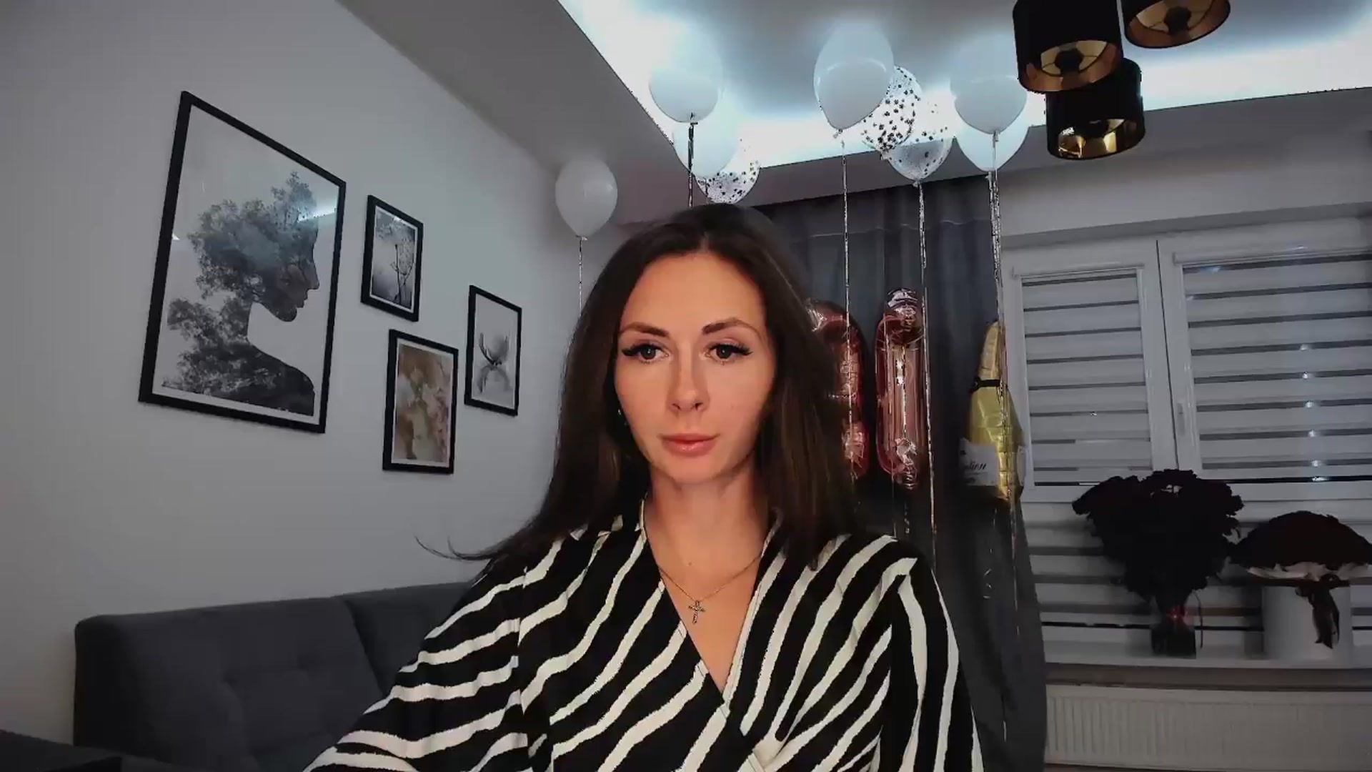 Gallery image thumbnail from Amber_Fry's myfreecams stream on, 01/24/2025, 20:54 image 11 of 20