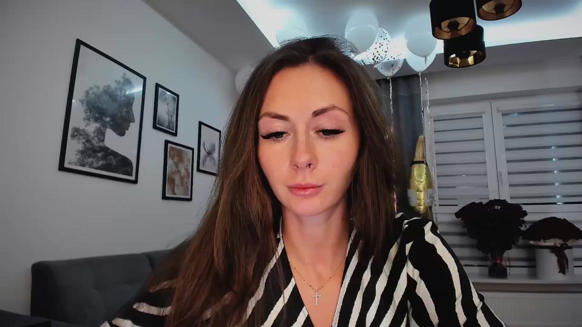 Gallery image thumbnail from Amber_Fry's myfreecams stream on, 01/24/2025, 20:54 image 12 of 20