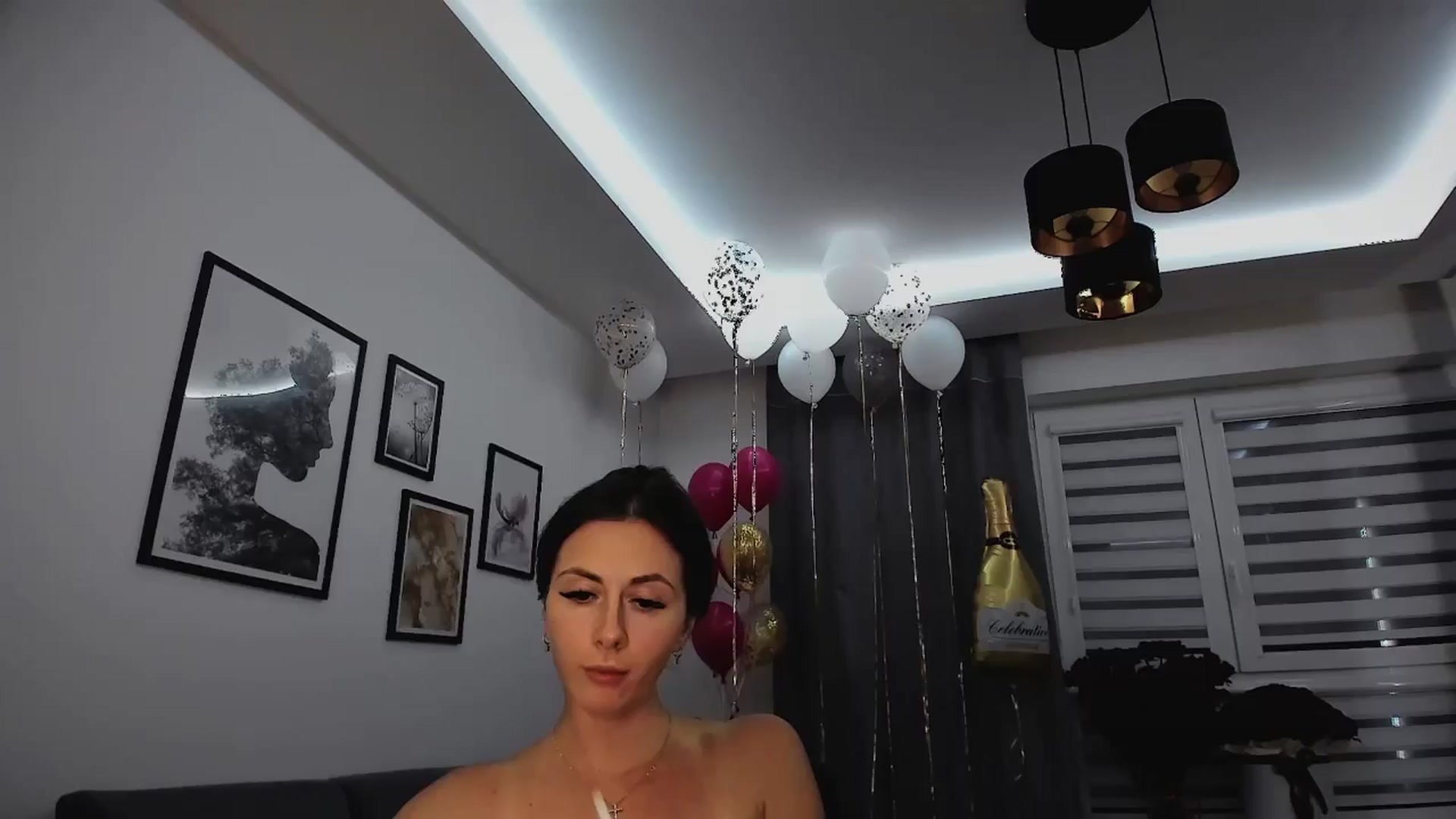 Gallery image thumbnail from Amber_Fry's myfreecams stream on, 01/27/2025, 20:05 image 20 of 20
