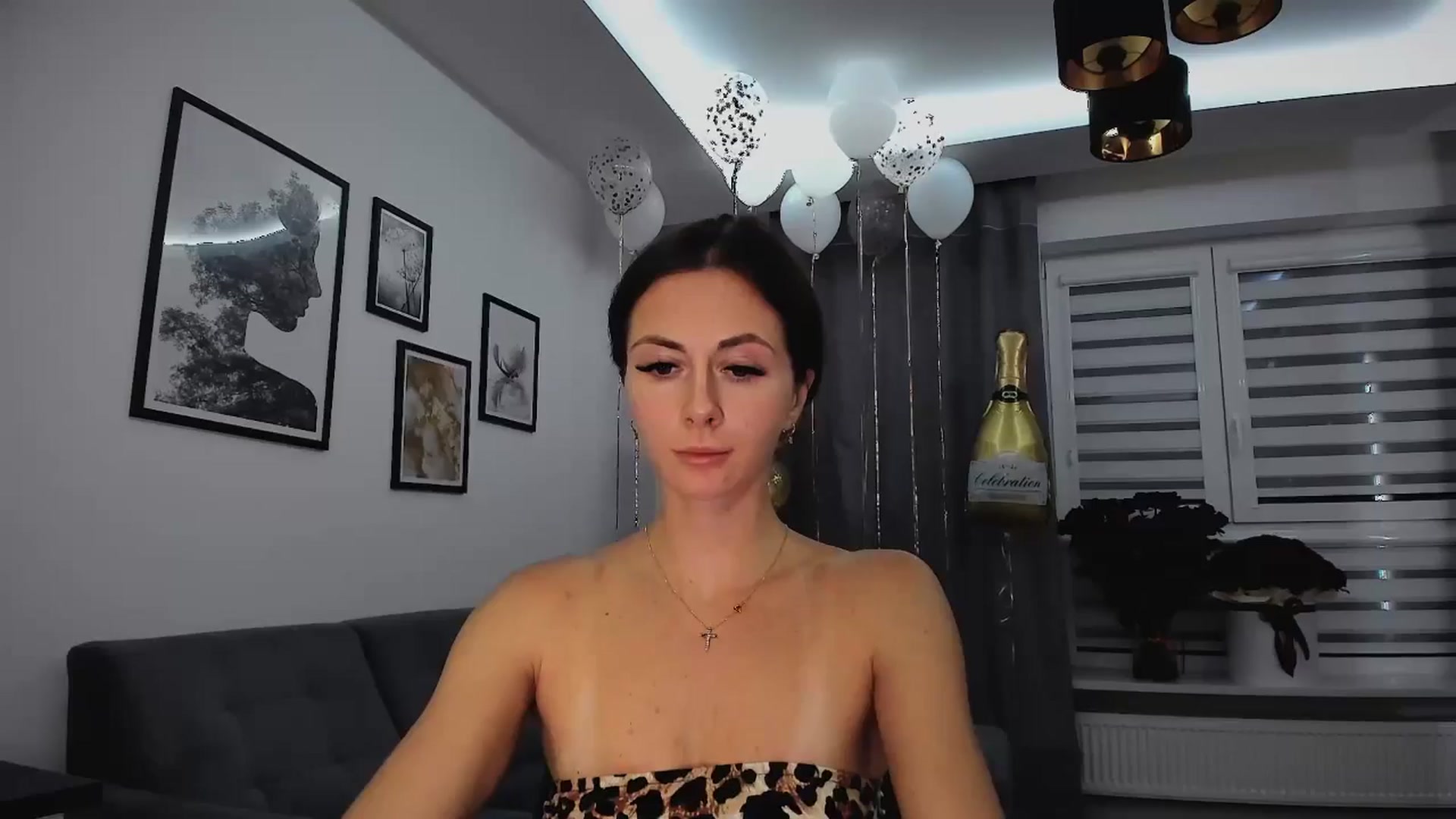 Gallery image thumbnail from Amber_Fry's myfreecams stream on, 01/27/2025, 21:05 image 1 of 20