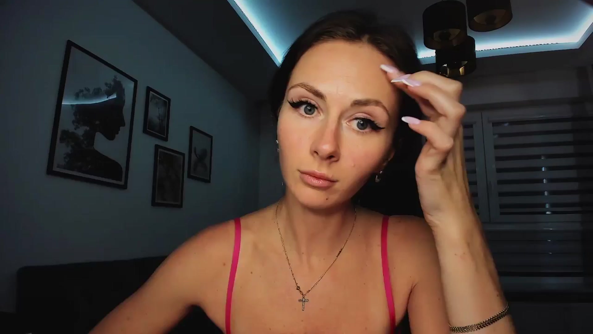 Gallery image thumbnail from Amber_Fry's myfreecams stream on, 02/04/2025, 18:31 image 3 of 20
