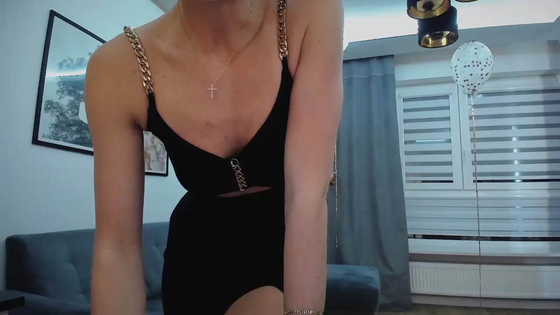 Gallery image thumbnail from Amber_Fry's myfreecams stream on, 02/06/2025, 17:32 image 19 of 20