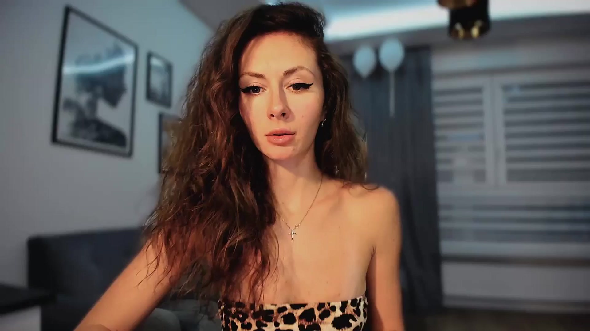 Gallery image thumbnail from Amber_Fry's myfreecams stream on, 02/10/2025, 18:50 image 10 of 20