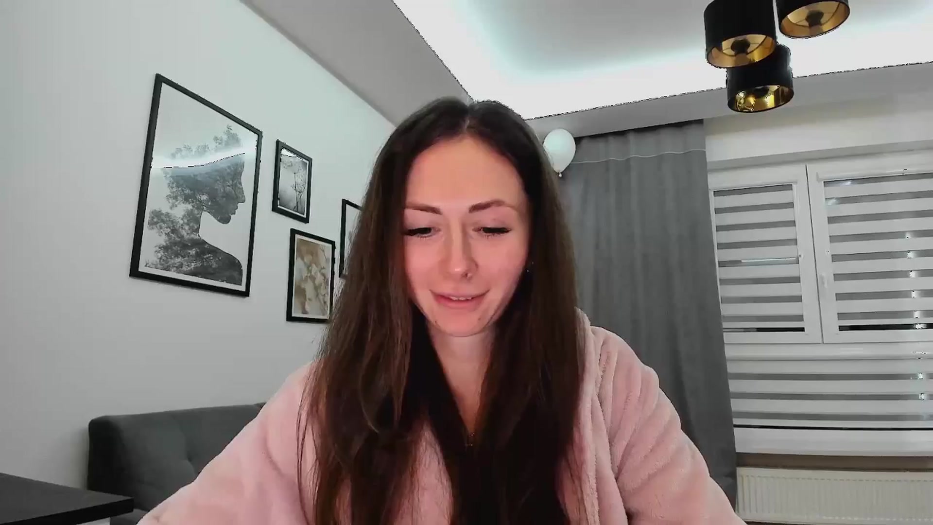 Gallery image thumbnail from Amber_Fry's myfreecams stream on, 02/17/2025, 22:06 image 14 of 20