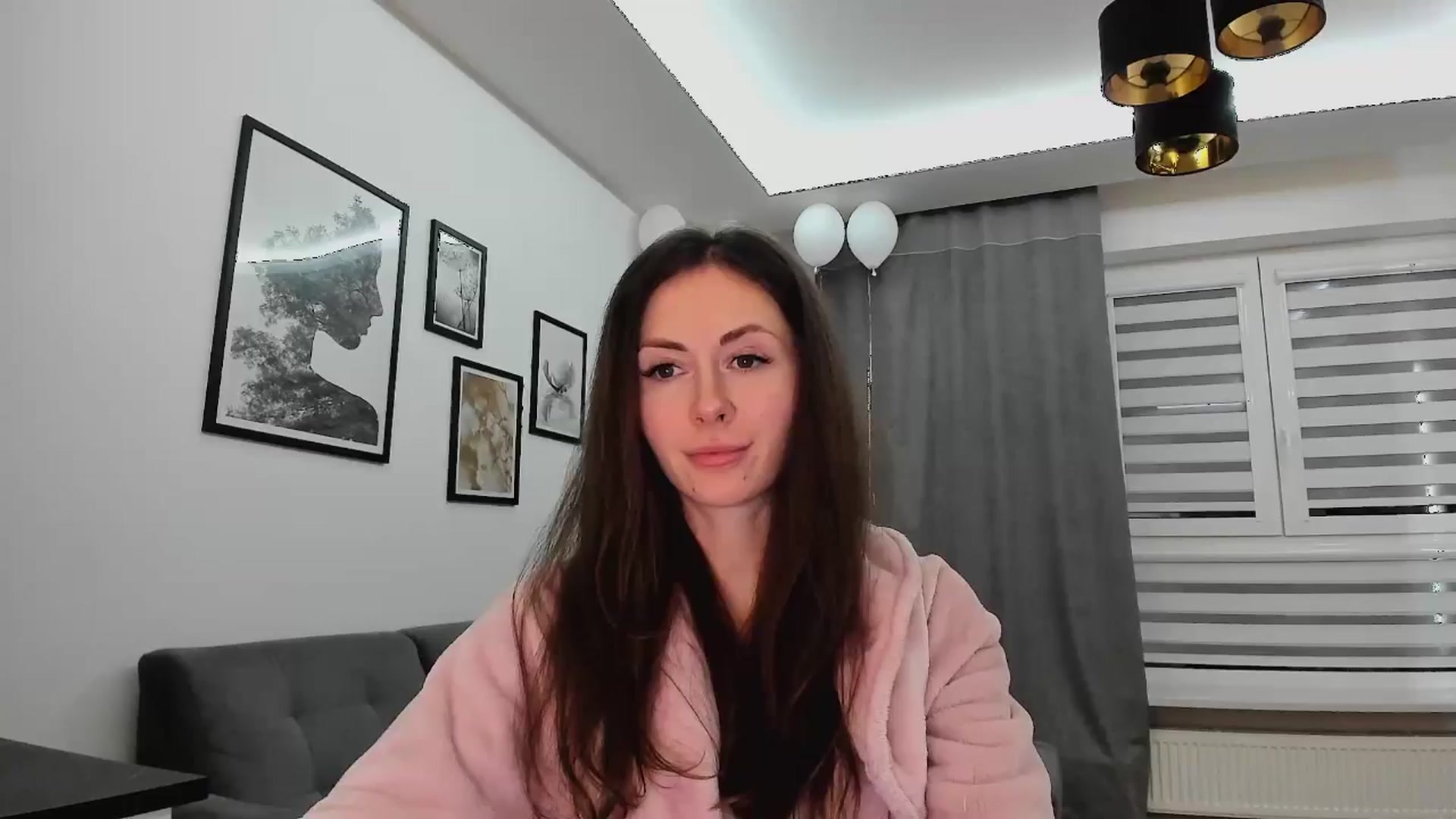 Gallery image thumbnail from Amber_Fry's myfreecams stream on, 02/17/2025, 22:06 image 16 of 20