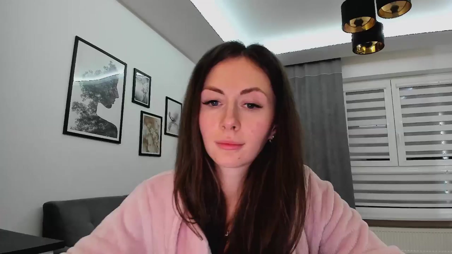 Gallery image thumbnail from Amber_Fry's myfreecams stream on, 02/17/2025, 22:06 image 17 of 20
