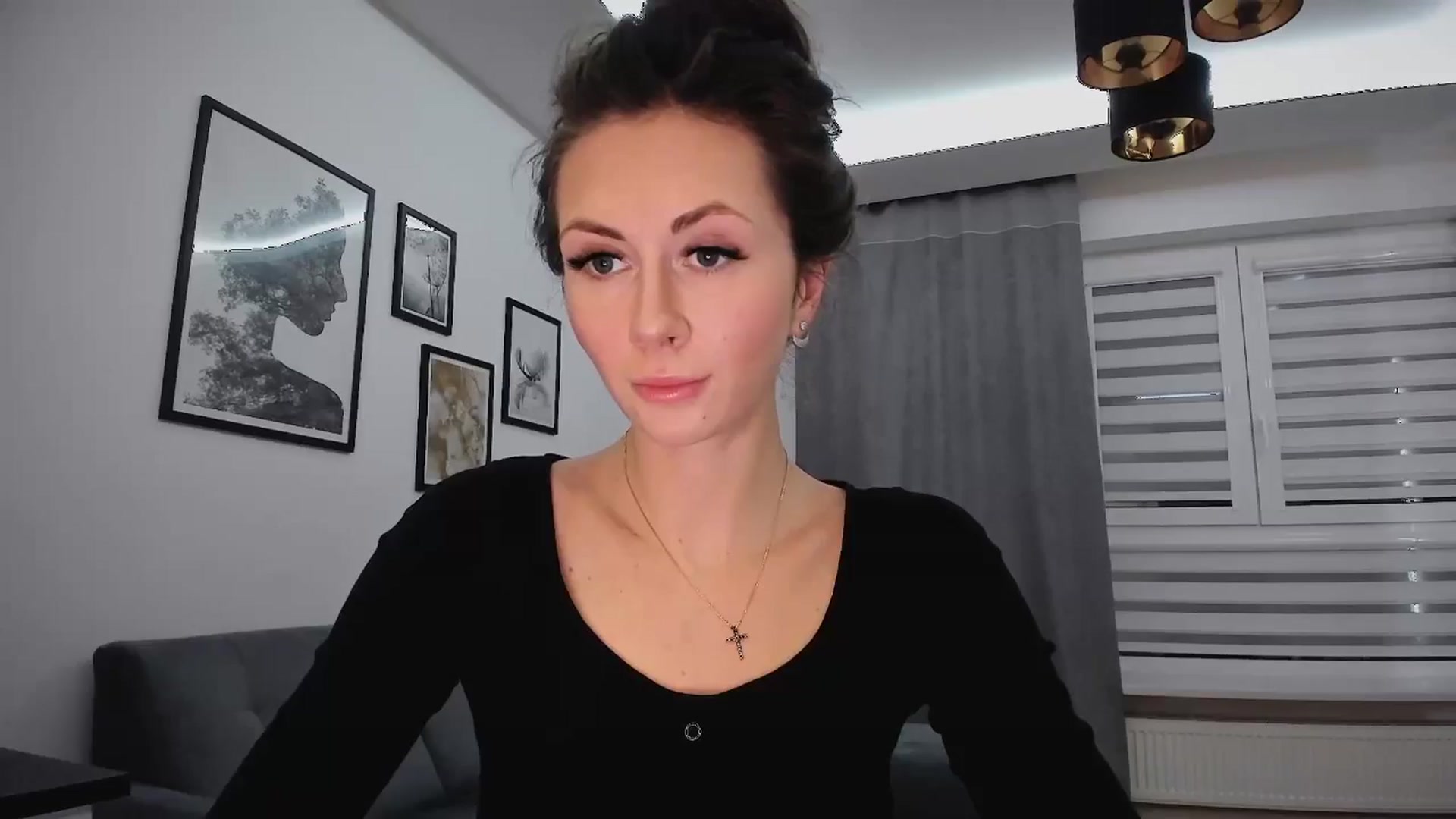 Gallery image thumbnail from Amber_Fry's myfreecams stream on, 02/18/2025, 19:07 image 19 of 20