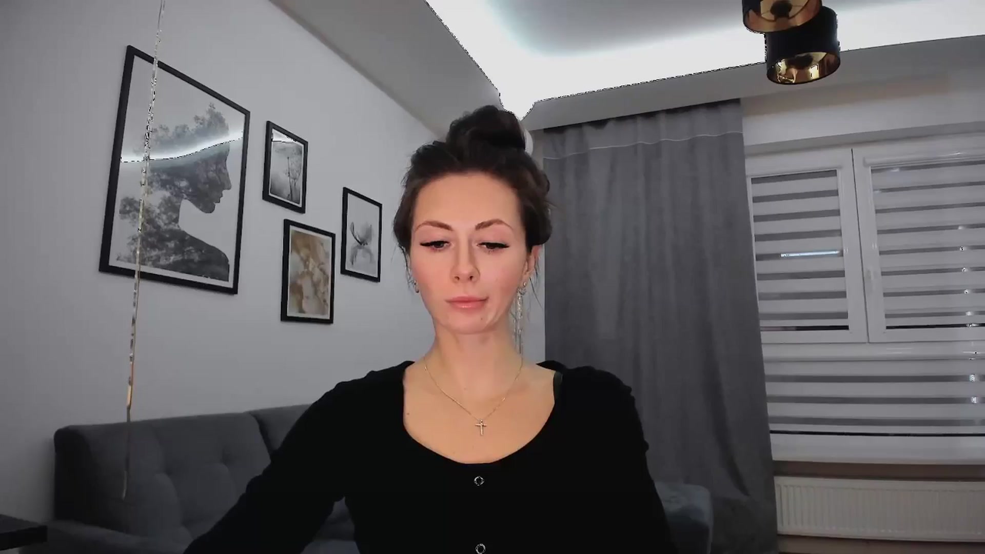 Gallery image thumbnail from Amber_Fry's myfreecams stream on, 02/18/2025, 20:46 image 14 of 20